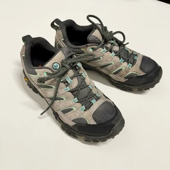 Merrell - Women's Moab 2 Waterproof Lace Up Hiking Shoe in Gray & Mint Green - Picture 3 of 9
